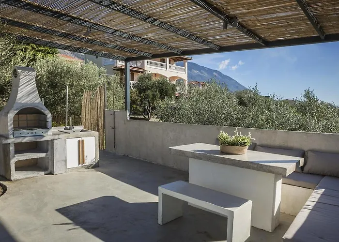 Villa Olive Bay View